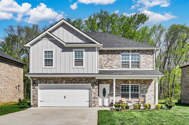 1783 Oak Forest Dr, Clarksville, TN