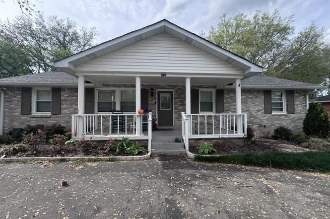 6635 Forrest Ln, Murfreesboro, TN