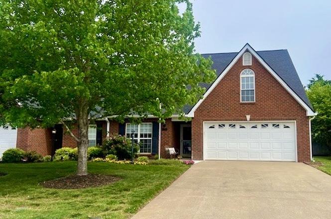 2766 Waywood Dr, Murfreesboro, TN