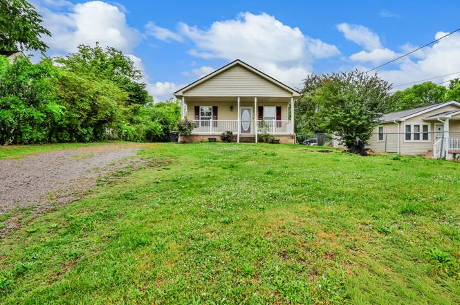 1220 Vine St, Clarksville, TN