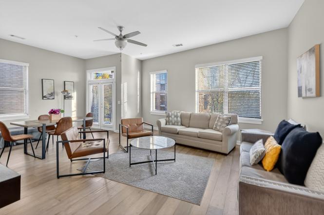 1700 Belcourt Ave #301, Nashville, TN