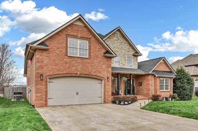 409 Carson Bailey Ct, Clarksville, TN