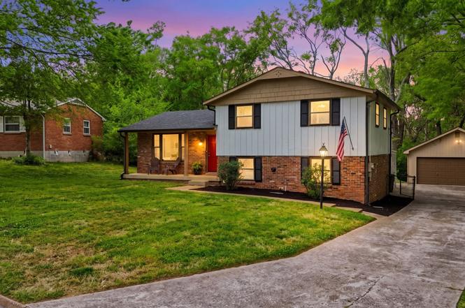 3731 Valley Ridge Dr, Nashville, TN