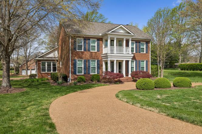1305 Arrowhead Dr, Brentwood, TN