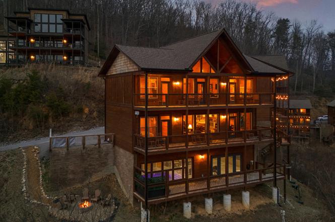 4608 Dreamland Way, Sevierville, TN