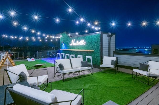 611 27th Ave N, Nashville, TN