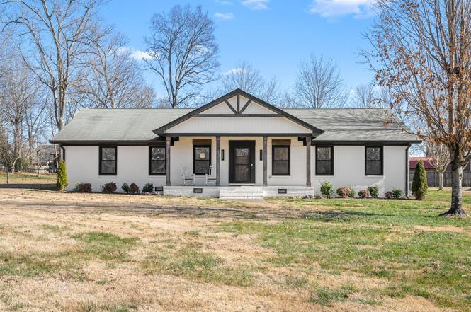 1430 Arrowhead Pl, Murfreesboro, TN