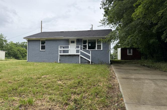 421 Plum St, Clarksville, TN