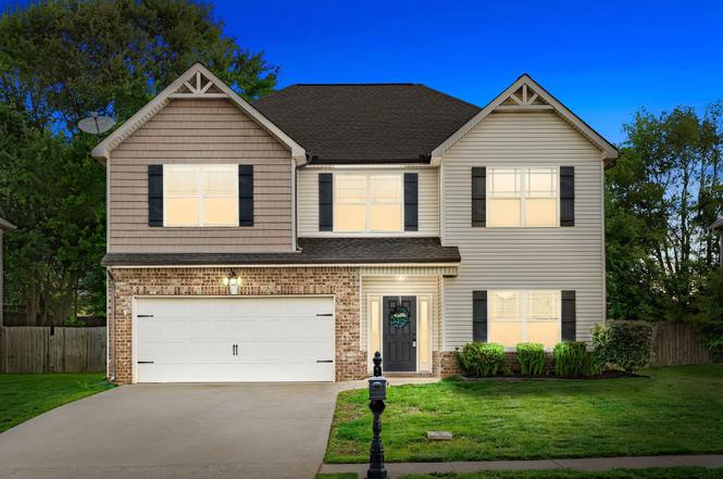 735 Sturdivant Dr, Clarksville, TN