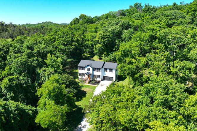 1074 Talon Dr, Columbia, TN