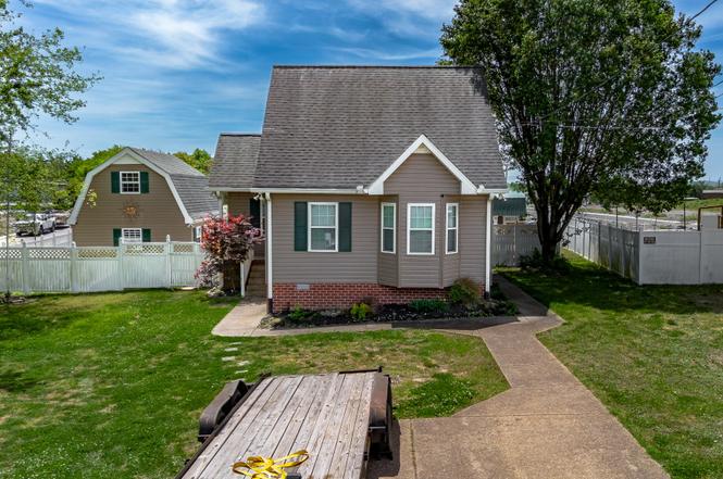 200 Westlynn Dr, Lebanon, TN
