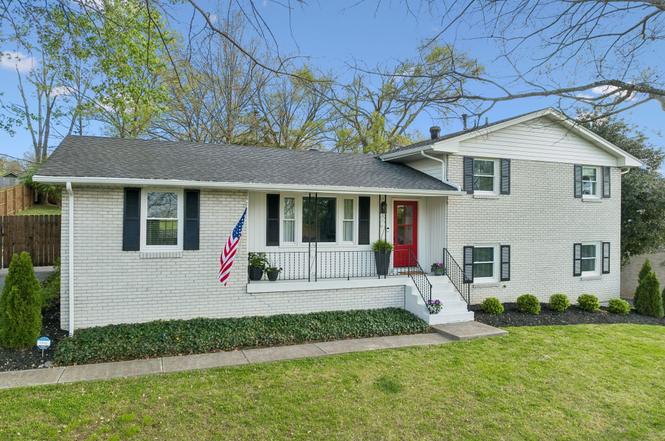517 Adamwood Dr, Nashville, TN