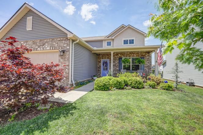 2925 Hen Brook Dr, Columbia, TN