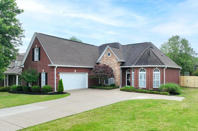 1077 Nealcrest Cir, Spring Hill, TN