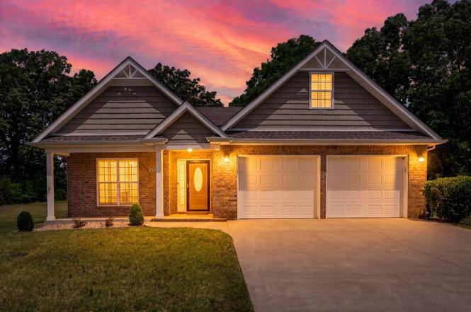 273 Turnberry Cir, Clarksville, TN