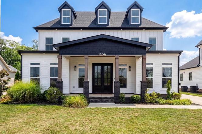 1506 Shalom St, Murfreesboro, TN