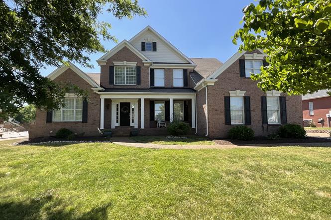 508 Five Oaks Blvd, Lebanon, TN