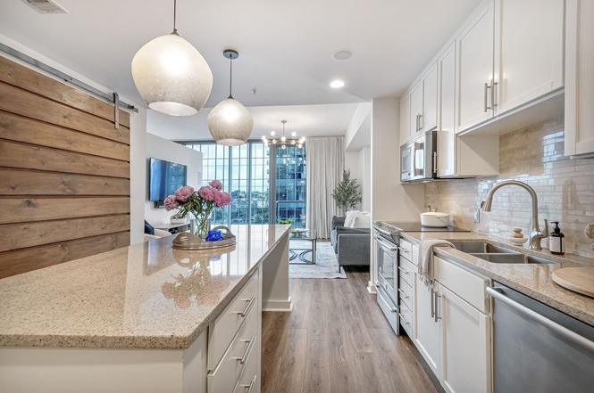 1212 Laurel St #914, Nashville, TN