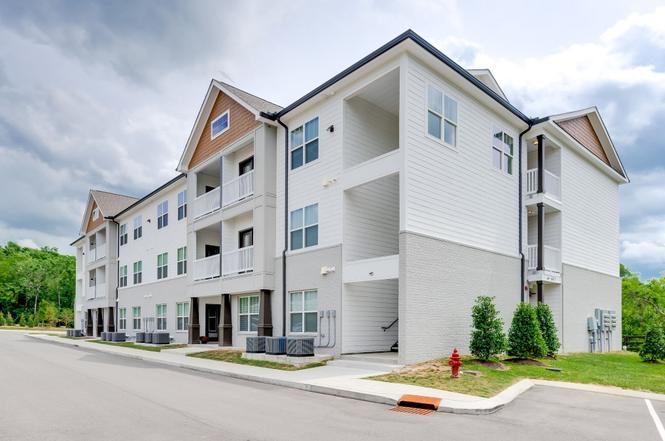 6411 Charlotte Road Cir #105, Nashville, TN