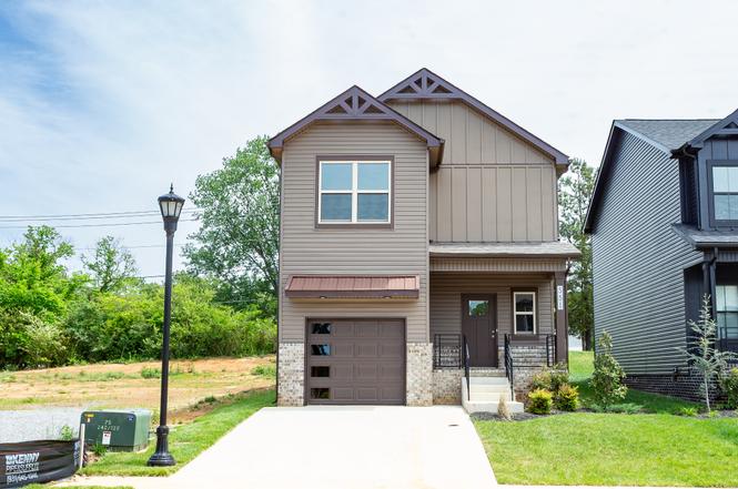 551 Charleston Cove Way, Clarksville, TN