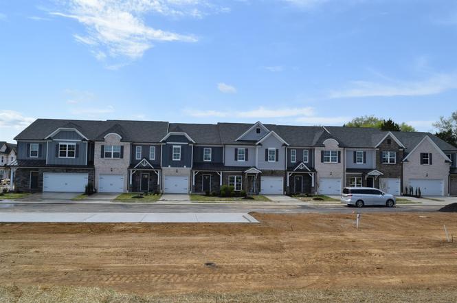 4427 Cross Keys Way, Murfreesboro, TN