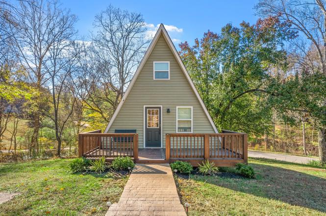 389 Harper Rd, Clarksville, TN