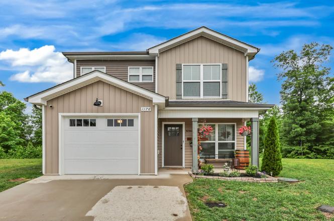 1176 Cottonwood Dr, Clarksville, TN