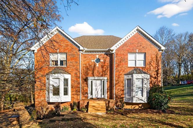 486 Sunnybrook Dr, Brentwood, TN