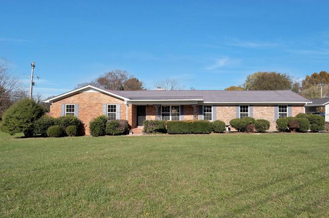 518 Hemingway Dr, Columbia, TN
