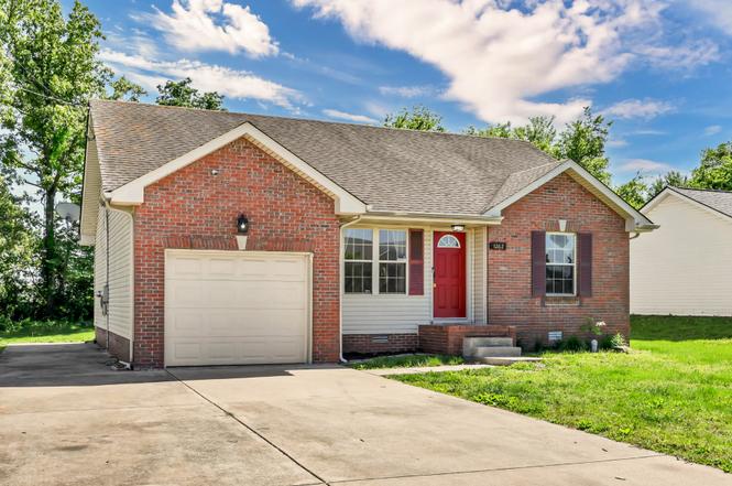 1262 Silver Star Dr, Clarksville, TN
