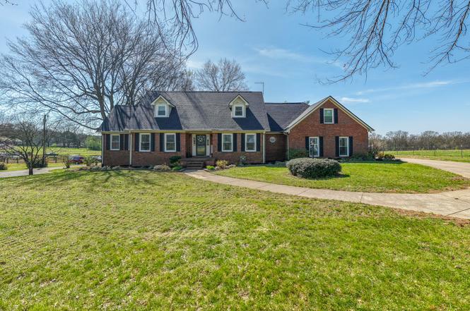 2685 Hampshire Pike, Columbia, TN