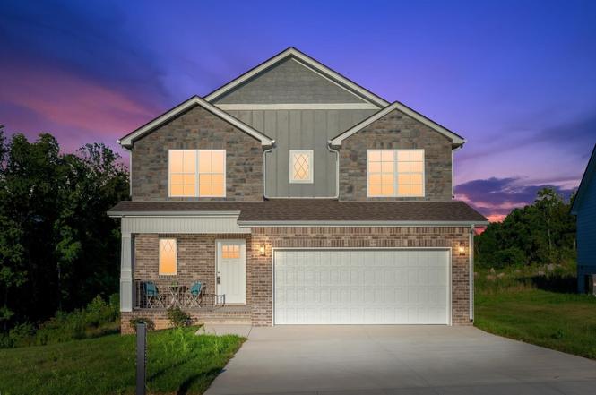 973 Bankside Dr, Clarksville, TN