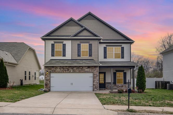966 Carnation Dr, Spring Hill, TN