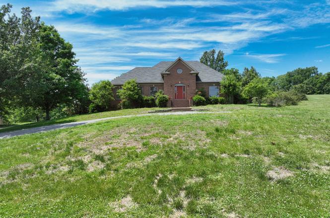 795 New Shackle Island Rd, Hendersonville, TN
