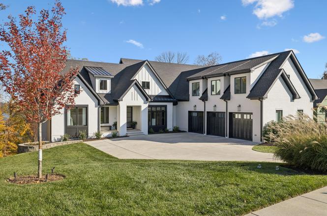344 Raintree Dr, Hendersonville, TN