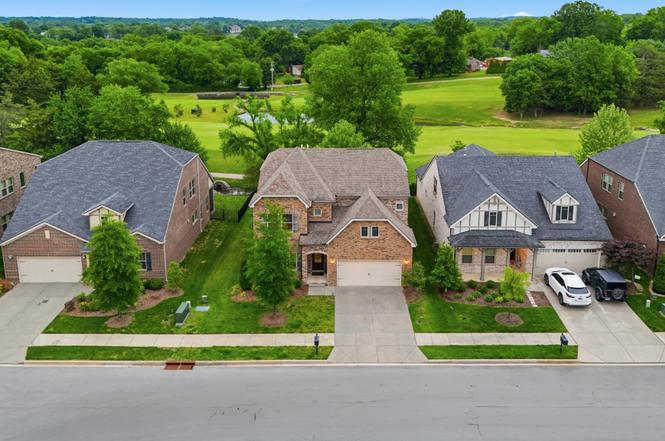 1677 Boardwalk Pl, Gallatin, TN