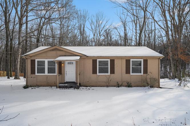 2117 Ferry Rd, Clarksville, TN