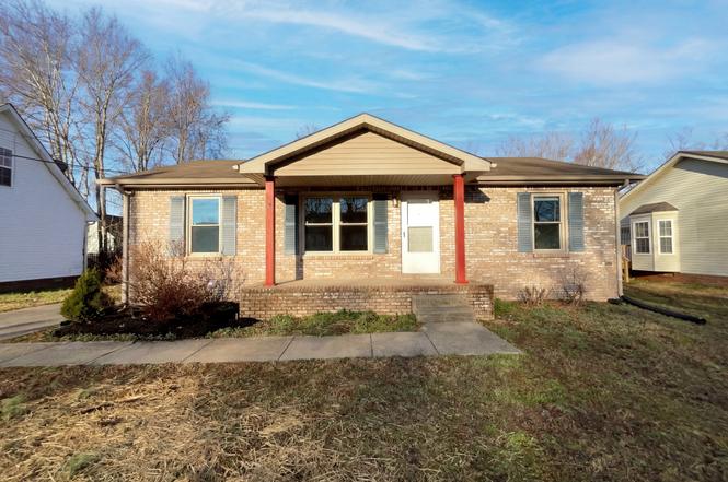 566 Bridgette Dr, Clarksville, TN