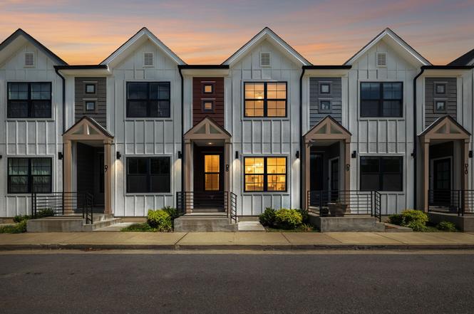 41 High St W Unit D8, Clarksville, TN