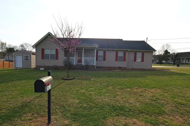2615 Riverstone Dr, Murfreesboro, TN