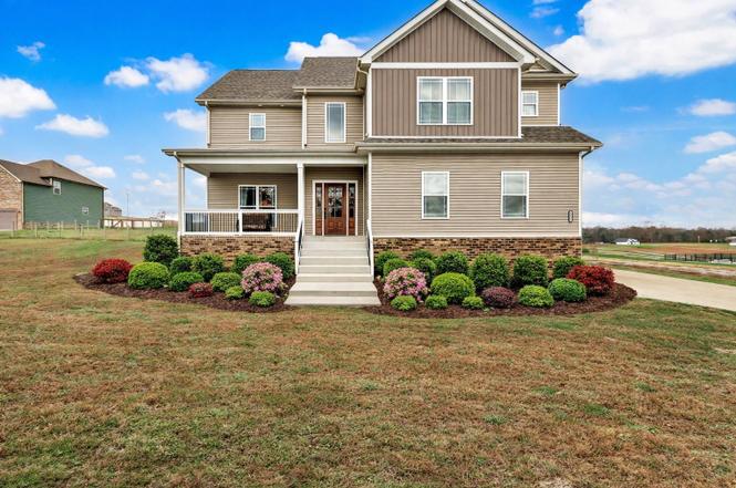 4032 Chapel Hill Rd, Clarksville, TN