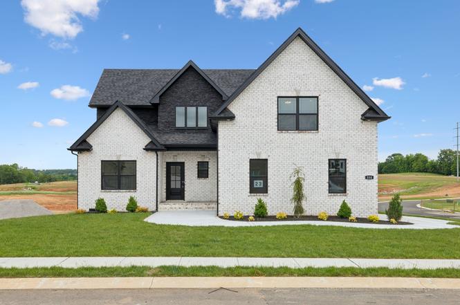 550 Foxglove Ln, Clarksville, TN