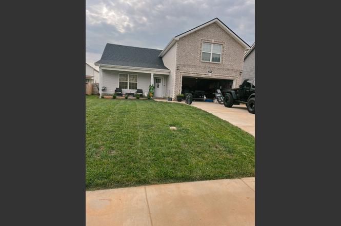 1065 Whitney Dr, Clarksville, TN