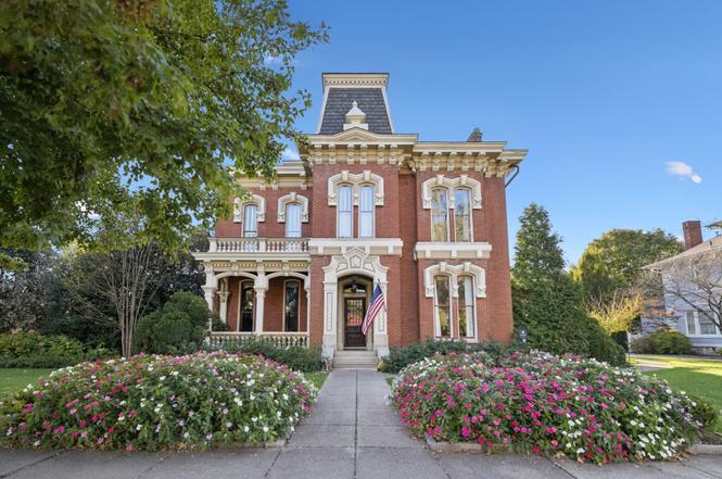 214 3rd Ave S, Franklin, TN