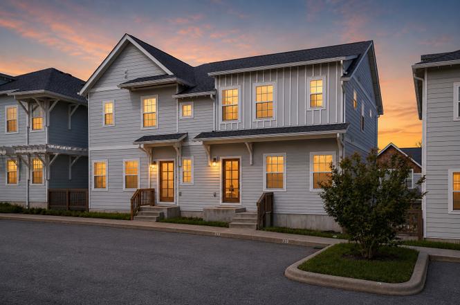 733 Arbor Trace Cir, Nashville, TN
