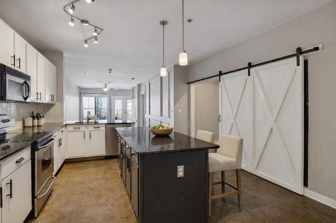 1803 Broadway #504, Nashville, TN