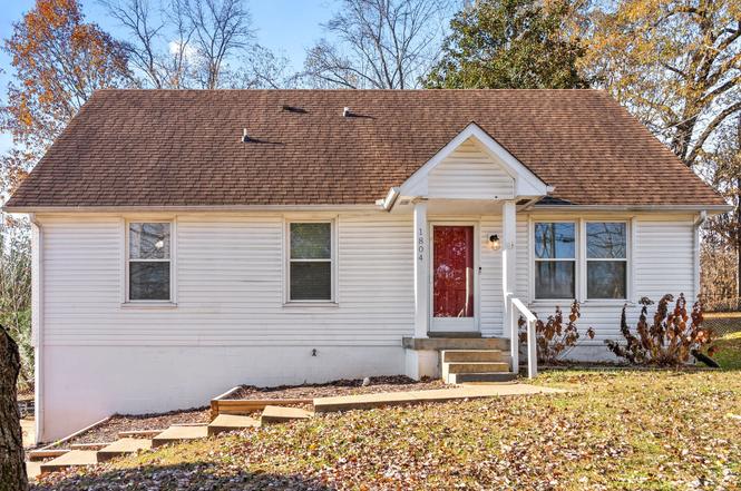 1804 Palamino Dr, Clarksville, TN