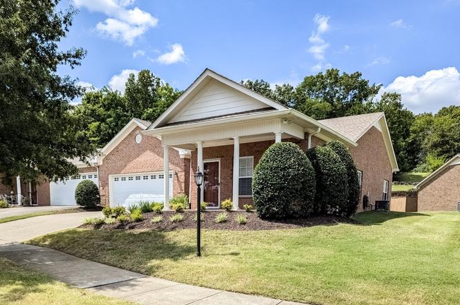 262 Wrennewood Ln, Franklin, TN