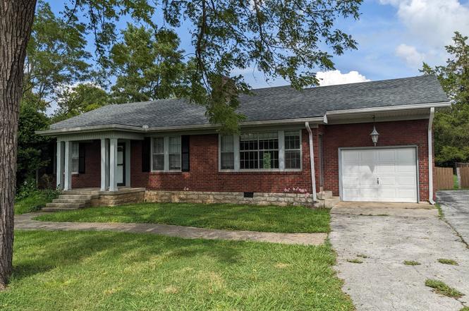 1289 Hunters Point Pike, Lebanon, TN