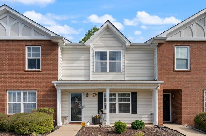 324 Arapaho Dr, Murfreesboro, TN